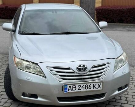 Серый Тойота Камри, объемом двигателя 3.5 л и пробегом 274 тыс. км за 10200 $, фото 2 на Automoto.ua