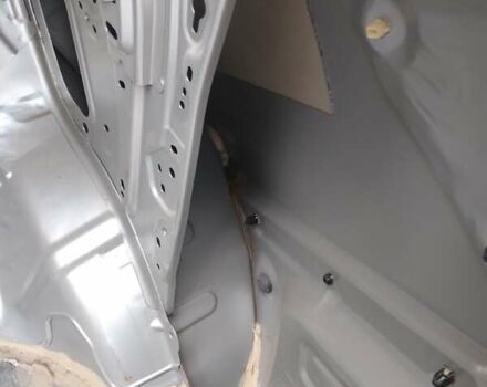 Серый Тойота Камри, объемом двигателя 2.4 л и пробегом 230 тыс. км за 8500 $, фото 62 на Automoto.ua