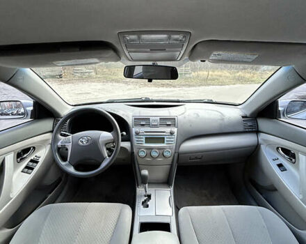 Сірий Тойота Камрі, об'ємом двигуна 2.4 л та пробігом 191 тис. км за 8300 $, фото 14 на Automoto.ua