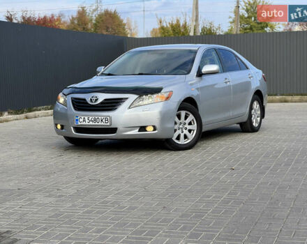 Серый Тойота Камри, объемом двигателя 2.36 л и пробегом 221 тыс. км за 7999 $, фото 11 на Automoto.ua