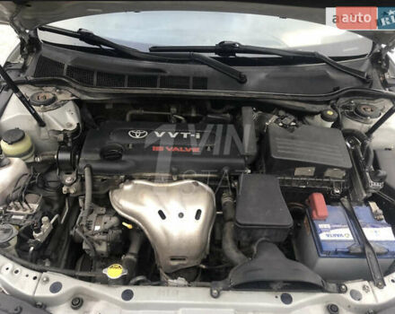 Серый Тойота Камри, объемом двигателя 2.36 л и пробегом 221 тыс. км за 8499 $, фото 6 на Automoto.ua