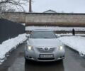 Сірий Тойота Камрі, об'ємом двигуна 3.5 л та пробігом 320 тис. км за 8400 $, фото 1 на Automoto.ua