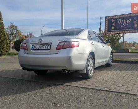 Серый Тойота Камри, объемом двигателя 3.5 л и пробегом 243 тыс. км за 8700 $, фото 1 на Automoto.ua