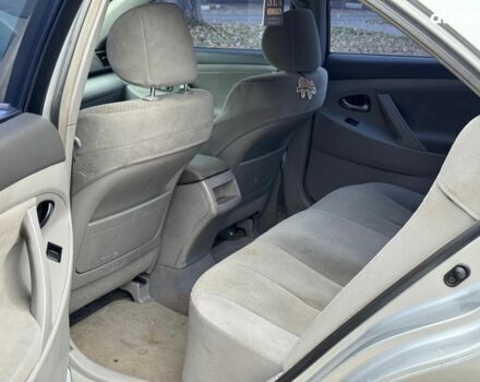 Серый Тойота Камри, объемом двигателя 2.4 л и пробегом 225 тыс. км за 7490 $, фото 11 на Automoto.ua