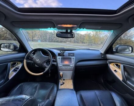 Серый Тойота Камри, объемом двигателя 3.5 л и пробегом 285 тыс. км за 8500 $, фото 7 на Automoto.ua