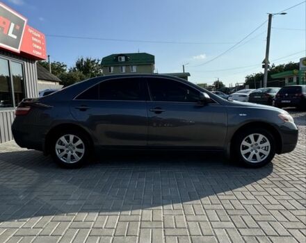 Сірий Тойота Камрі, об'ємом двигуна 2.4 л та пробігом 249 тис. км за 9500 $, фото 2 на Automoto.ua