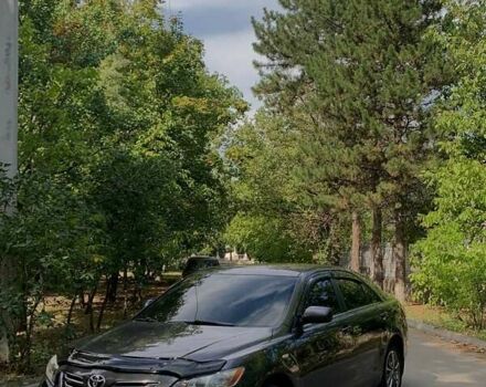 Серый Тойота Камри, объемом двигателя 2.4 л и пробегом 238 тыс. км за 9100 $, фото 1 на Automoto.ua