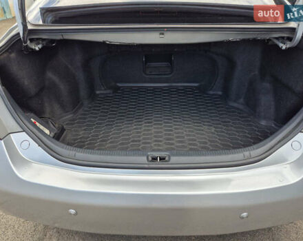 Серый Тойота Камри, объемом двигателя 3.46 л и пробегом 305 тыс. км за 8500 $, фото 16 на Automoto.ua