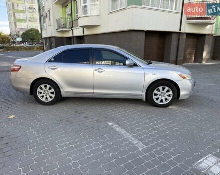 Серый Тойота Камри, объемом двигателя 3.46 л и пробегом 320 тыс. км за 7200 $, фото 11 на Automoto.ua