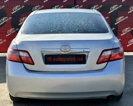 Серый Тойота Камри, объемом двигателя 2.36 л и пробегом 192 тыс. км за 7850 $, фото 8 на Automoto.ua