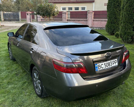 Сірий Тойота Камрі, об'ємом двигуна 2.4 л та пробігом 300 тис. км за 7700 $, фото 3 на Automoto.ua