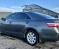 Сірий Тойота Камрі, об'ємом двигуна 3.5 л та пробігом 370 тис. км за 9999 $, фото 1 на Automoto.ua