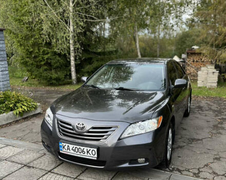 Серый Тойота Камри, объемом двигателя 2.4 л и пробегом 220 тыс. км за 8700 $, фото 34 на Automoto.ua