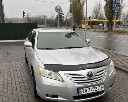 Серый Тойота Камри, объемом двигателя 2.4 л и пробегом 314 тыс. км за 6800 $, фото 1 на Automoto.ua