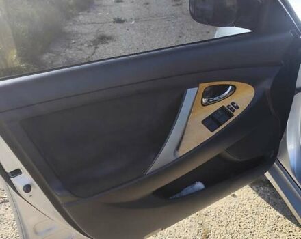 Серый Тойота Камри, объемом двигателя 2.36 л и пробегом 160 тыс. км за 8400 $, фото 5 на Automoto.ua