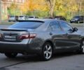 Сірий Тойота Камрі, об'ємом двигуна 3.5 л та пробігом 231 тис. км за 10000 $, фото 5 на Automoto.ua