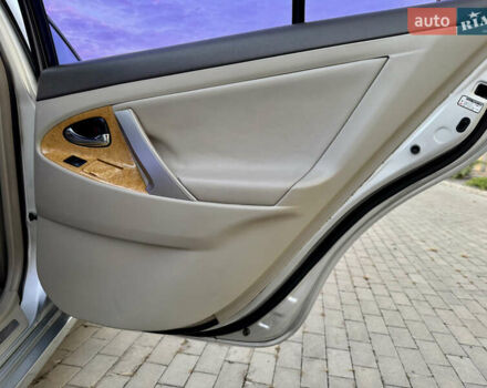 Серый Тойота Камри, объемом двигателя 2.36 л и пробегом 221 тыс. км за 7999 $, фото 40 на Automoto.ua