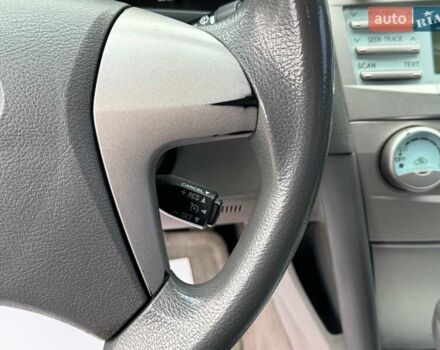 Серый Тойота Камри, объемом двигателя 2.4 л и пробегом 225 тыс. км за 7490 $, фото 21 на Automoto.ua