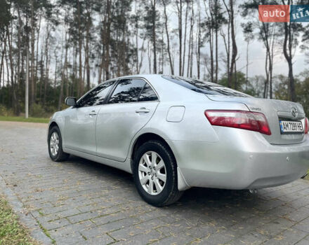 Серый Тойота Камри, объемом двигателя 2.36 л и пробегом 249 тыс. км за 8400 $, фото 2 на Automoto.ua