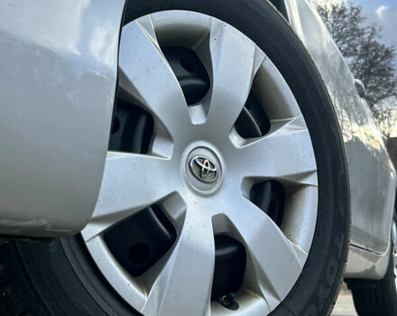 Сірий Тойота Камрі, об'ємом двигуна 2.4 л та пробігом 191 тис. км за 8300 $, фото 8 на Automoto.ua