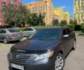 Серый Тойота Камри, объемом двигателя 3.46 л и пробегом 351 тыс. км за 5400 $, фото 1 на Automoto.ua