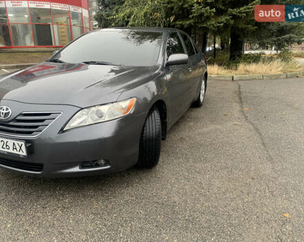 Серый Тойота Камри, объемом двигателя 3.5 л и пробегом 290 тыс. км за 9000 $, фото 5 на Automoto.ua