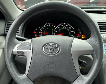 Сірий Тойота Камрі, об'ємом двигуна 2.36 л та пробігом 192 тис. км за 7650 $, фото 16 на Automoto.ua