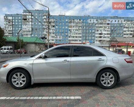 Серый Тойота Камри, объемом двигателя 2.4 л и пробегом 138 тыс. км за 11500 $, фото 5 на Automoto.ua