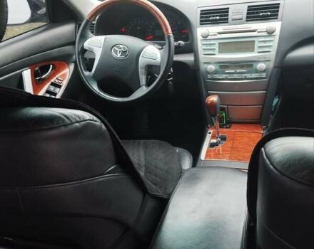 Серый Тойота Камри, объемом двигателя 3.5 л и пробегом 200 тыс. км за 8800 $, фото 10 на Automoto.ua