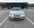 Сірий Тойота Камрі, об'ємом двигуна 3.5 л та пробігом 250 тис. км за 8500 $, фото 1 на Automoto.ua