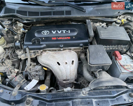 Сірий Тойота Камрі, об'ємом двигуна 2.4 л та пробігом 300 тис. км за 7700 $, фото 22 на Automoto.ua