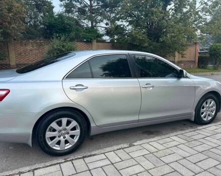 Серый Тойота Камри, объемом двигателя 2.4 л и пробегом 165 тыс. км за 9999 $, фото 7 на Automoto.ua