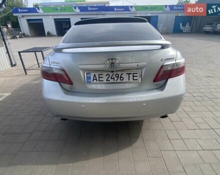 Серый Тойота Камри, объемом двигателя 3.5 л и пробегом 379 тыс. км за 10200 $, фото 5 на Automoto.ua
