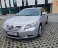Серый Тойота Камри, объемом двигателя 2.36 л и пробегом 350 тыс. км за 7900 $, фото 1 на Automoto.ua