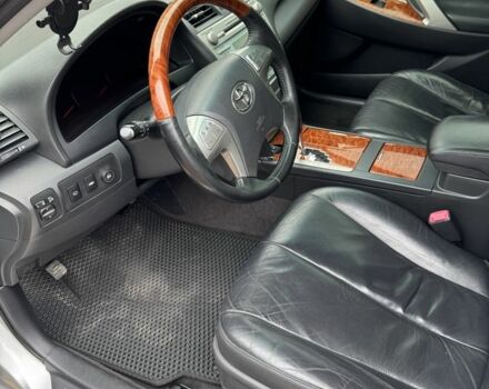 Серый Тойота Камри, объемом двигателя 3.5 л и пробегом 280 тыс. км за 9100 $, фото 6 на Automoto.ua