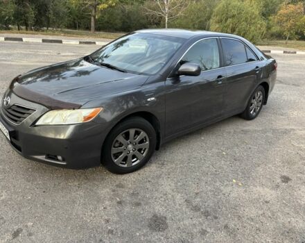 Сірий Тойота Камрі, об'ємом двигуна 2.4 л та пробігом 270 тис. км за 8000 $, фото 1 на Automoto.ua