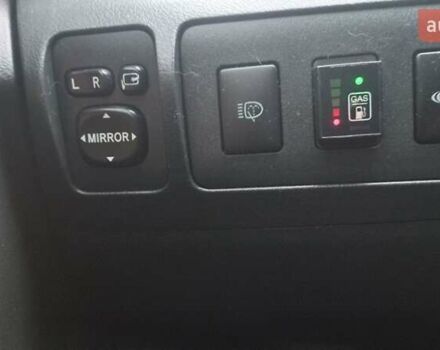 Серый Тойота Камри, объемом двигателя 2.36 л и пробегом 305 тыс. км за 7800 $, фото 26 на Automoto.ua