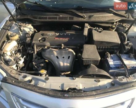 Сірий Тойота Камрі, об'ємом двигуна 2.4 л та пробігом 321 тис. км за 5600 $, фото 5 на Automoto.ua