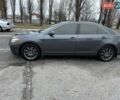 Сірий Тойота Камрі, об'ємом двигуна 2.36 л та пробігом 295 тис. км за 9000 $, фото 1 на Automoto.ua
