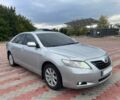 Серый Тойота Камри, объемом двигателя 3.5 л и пробегом 229 тыс. км за 9300 $, фото 1 на Automoto.ua