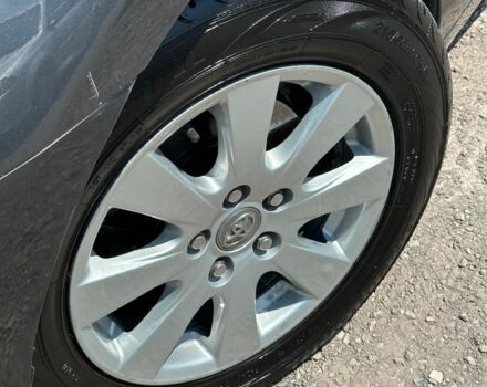 Сірий Тойота Камрі, об'ємом двигуна 2.4 л та пробігом 273 тис. км за 8500 $, фото 1 на Automoto.ua