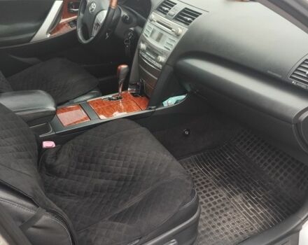 Серый Тойота Камри, объемом двигателя 3.5 л и пробегом 200 тыс. км за 8800 $, фото 4 на Automoto.ua