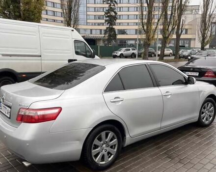 Серый Тойота Камри, объемом двигателя 2.36 л и пробегом 314 тыс. км за 7000 $, фото 7 на Automoto.ua