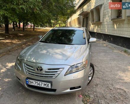Сірий Тойота Камрі, об'ємом двигуна 2.36 л та пробігом 294 тис. км за 8700 $, фото 3 на Automoto.ua