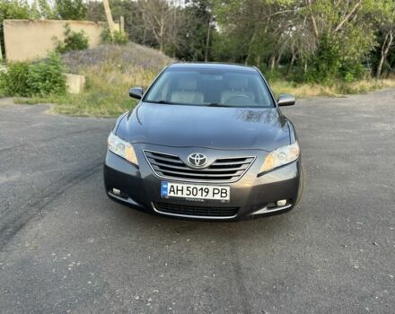 Серый Тойота Камри, объемом двигателя 3.5 л и пробегом 198 тыс. км за 9600 $, фото 1 на Automoto.ua