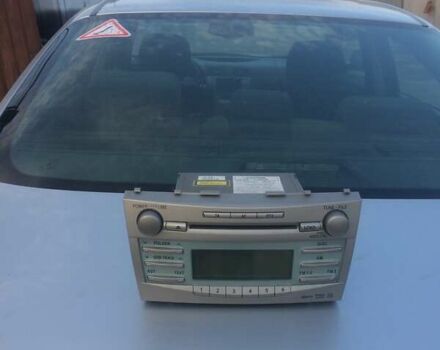 Серый Тойота Камри, объемом двигателя 2.4 л и пробегом 230 тыс. км за 8500 $, фото 1 на Automoto.ua