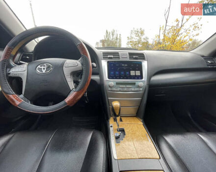 Тойота Камри 2007 в Николаеве на Automoto.ua Серый Тойота Камри, объемом двигателя 3.5 л и пробегом 286 тыс. км за 7650 $, фото 9 на Automoto.ua