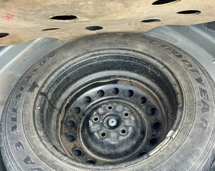 Сірий Тойота Камрі, об'ємом двигуна 2.4 л та пробігом 191 тис. км за 8300 $, фото 10 на Automoto.ua