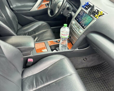 Серый Тойота Камри, объемом двигателя 3.5 л и пробегом 265 тыс. км за 10500 $, фото 15 на Automoto.ua