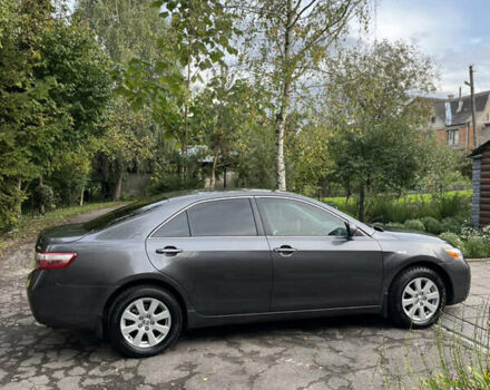 Серый Тойота Камри, объемом двигателя 2.4 л и пробегом 220 тыс. км за 8700 $, фото 23 на Automoto.ua